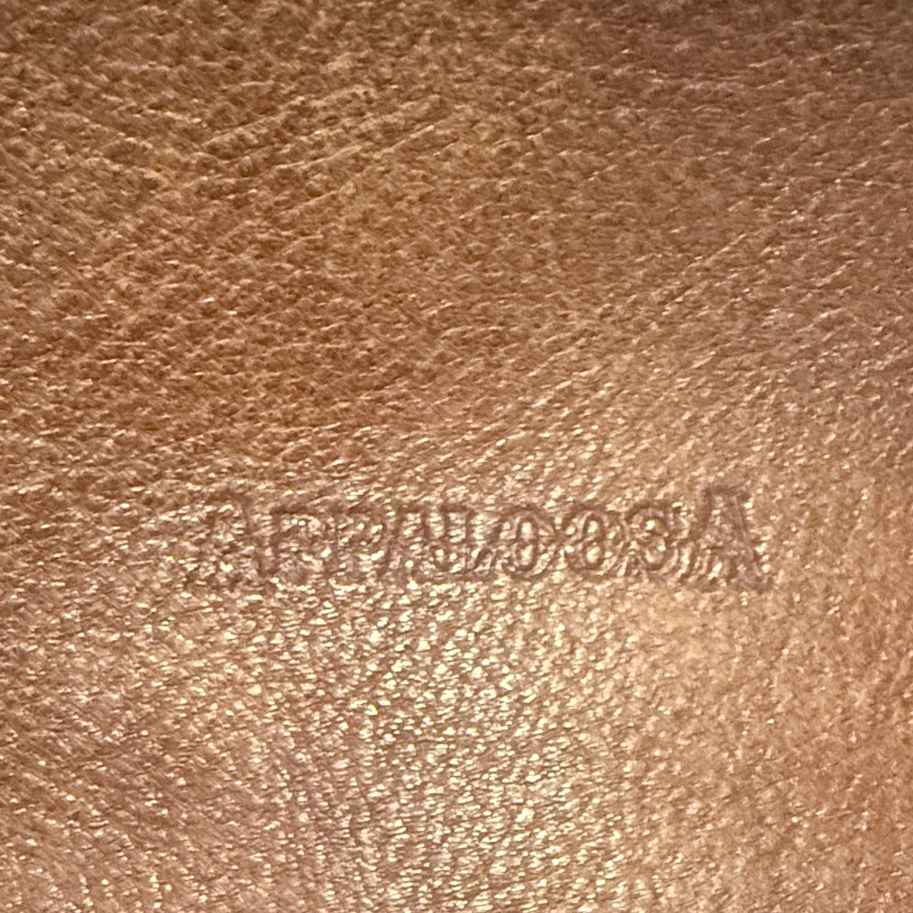 Classic Tan Leather Men's Messenger Bag - Picture 5 of 5